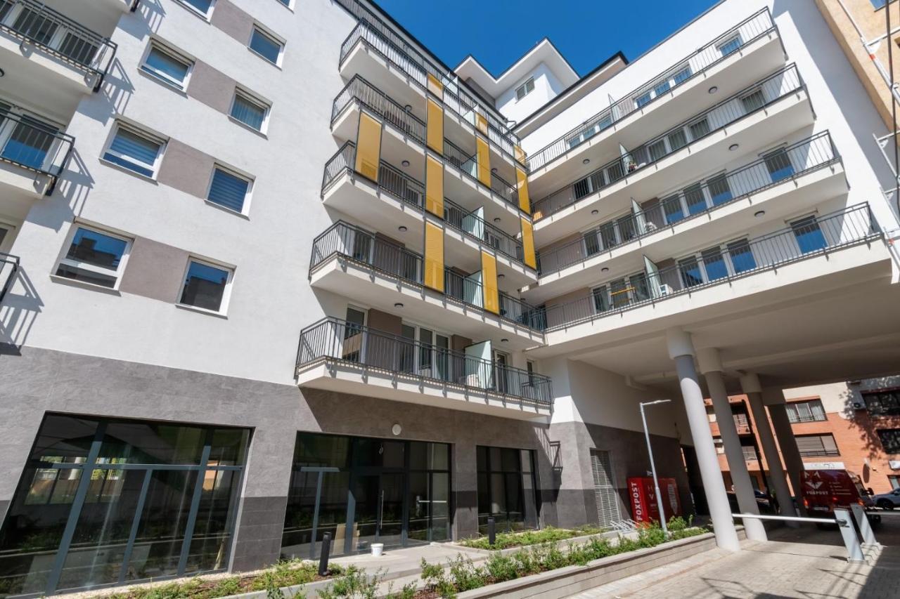 West Park Residence Apartment Budapest Bagian luar foto