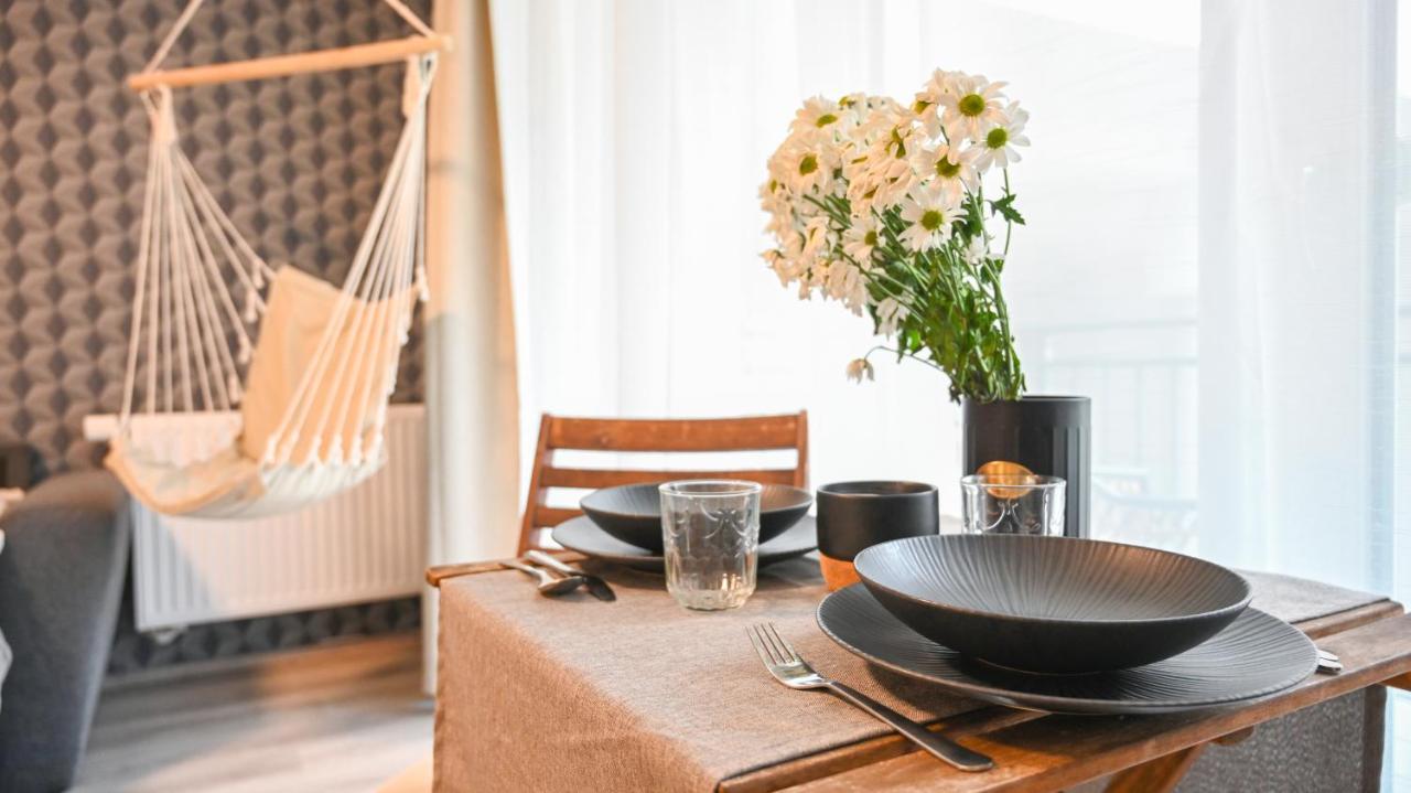 West Park Residence Apartment Budapest Bagian luar foto